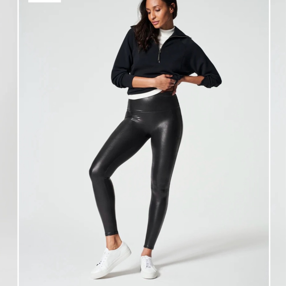 SPANX Black Coated Leggings Form-Fitting Medium